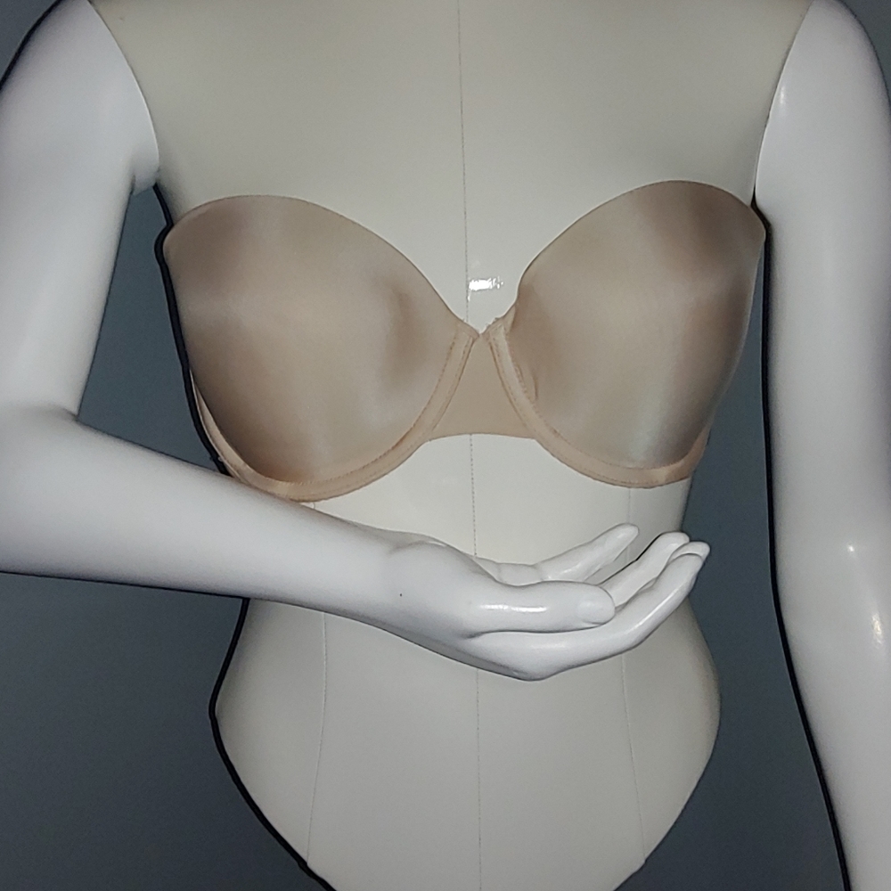 Victoria Secret Strapless Bra